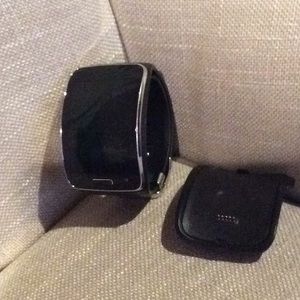 Samsung Gear S (AT&T) requires SIM
